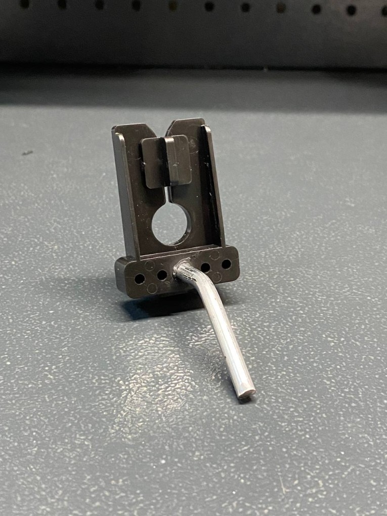 Крючок наклонный 50 мм купить в Оренбурге Крючок наклонный 50 мм купить в Оренбурге