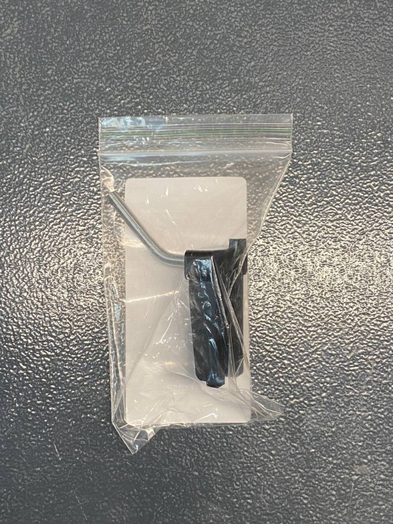 Крючок наклонный 50 мм купить в Оренбурге Крючок наклонный 50 мм купить в Оренбурге