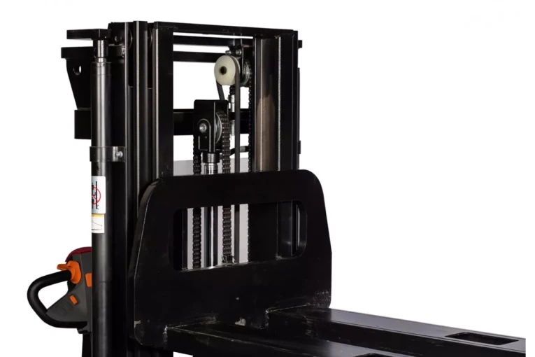 Штабелер электрический самоходный 1,6 т - 4,6 м Вилы: 1150 , АКБ Свинцово - кислотная, CL1646GP SIBLINE купить в Оренбурге Штабелер электрический самоходный 1,6 т - 4,6 м Вилы: 1150 , АКБ Свинцово - кислотная, CL1646GP SIBLINE купить в Оренбурге